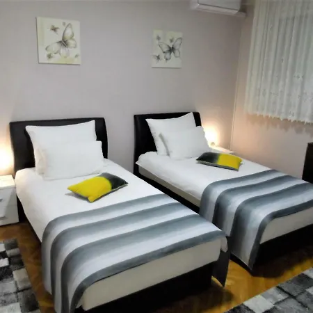 Apartman Leon *